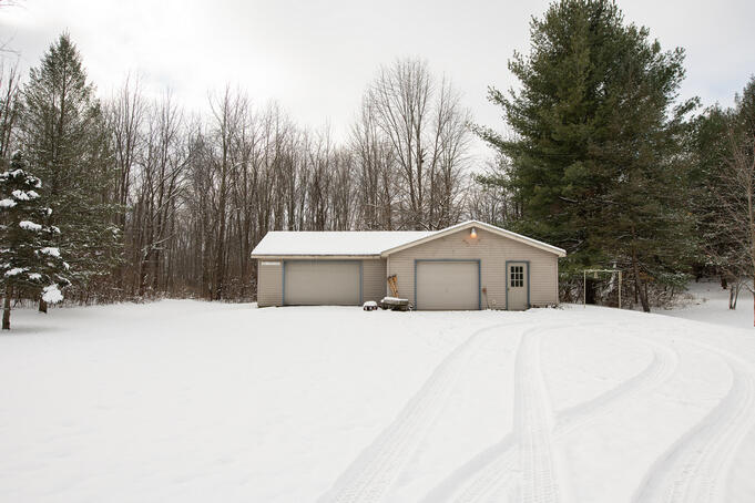 11678 E Grand River Avenue, Portland, MI, 48875