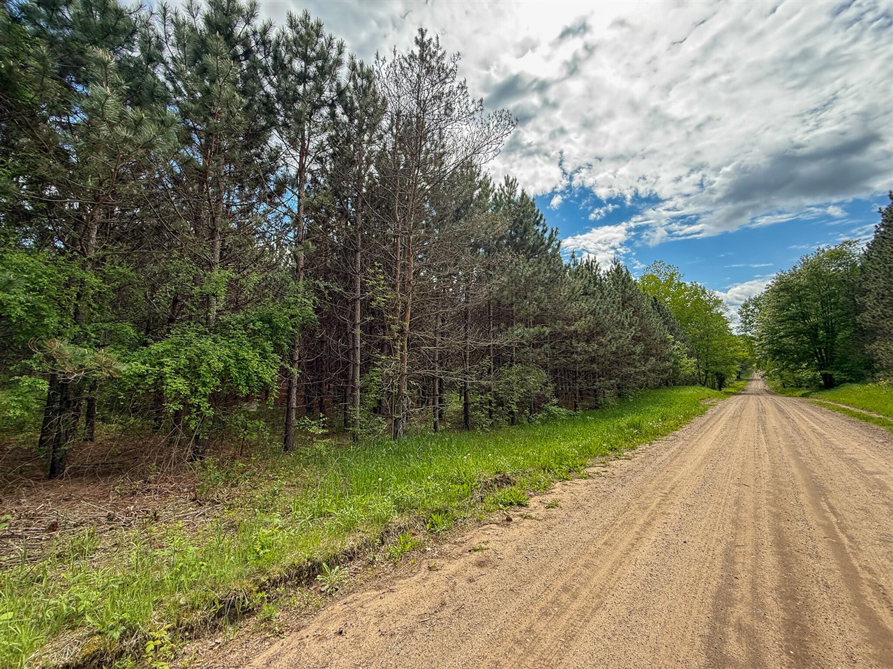 80 E 24th Street, Reed City, MI, 49677