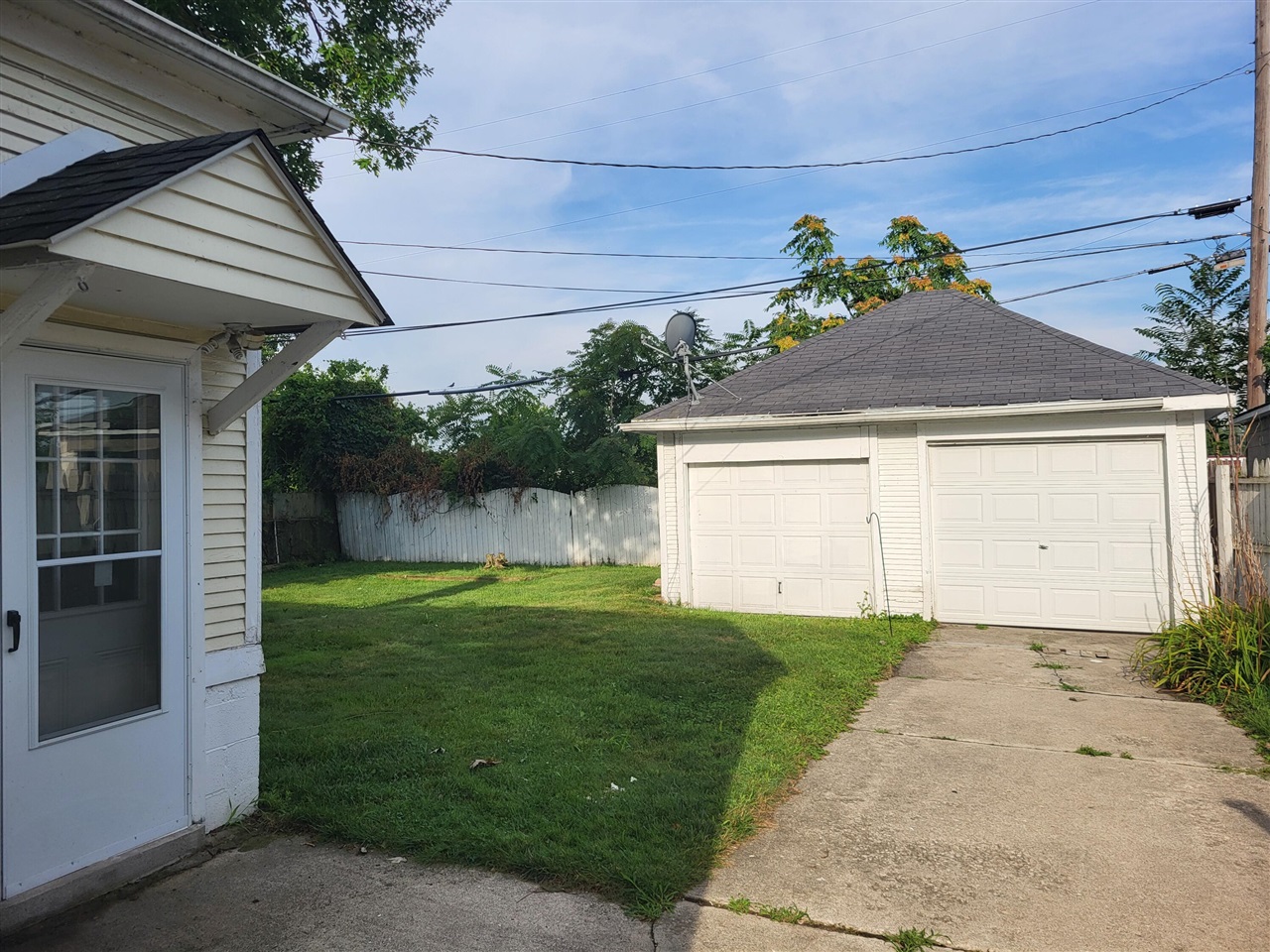 2120 5th Street, Wyandotte, MI, 48192-4030