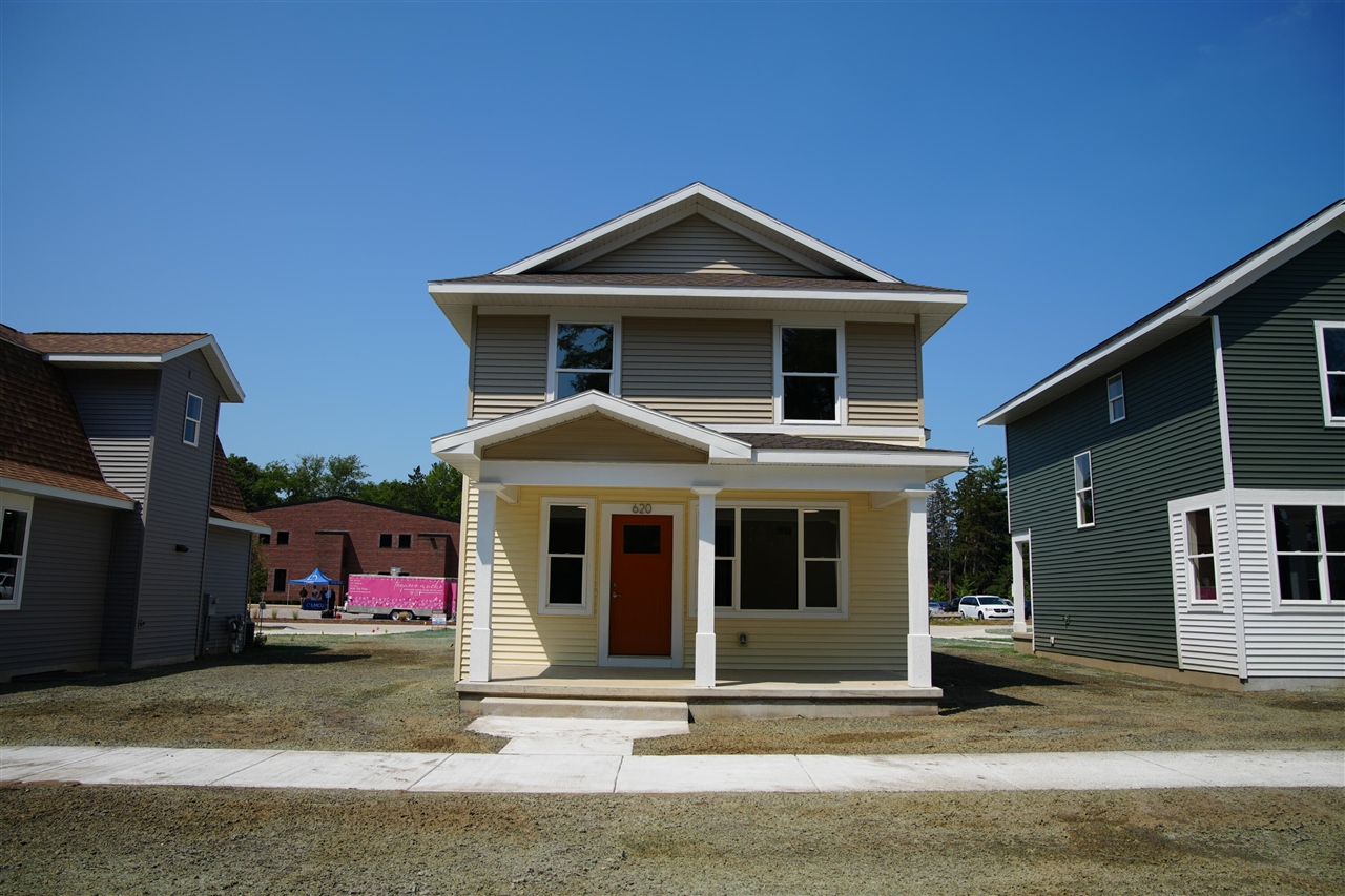 26th image of 2089 Linden Ave, Grand Rapids, MI 49507 | MLS# 70486875