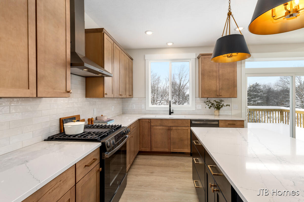 1080 N Washington Street, Lowell, MI, 49331