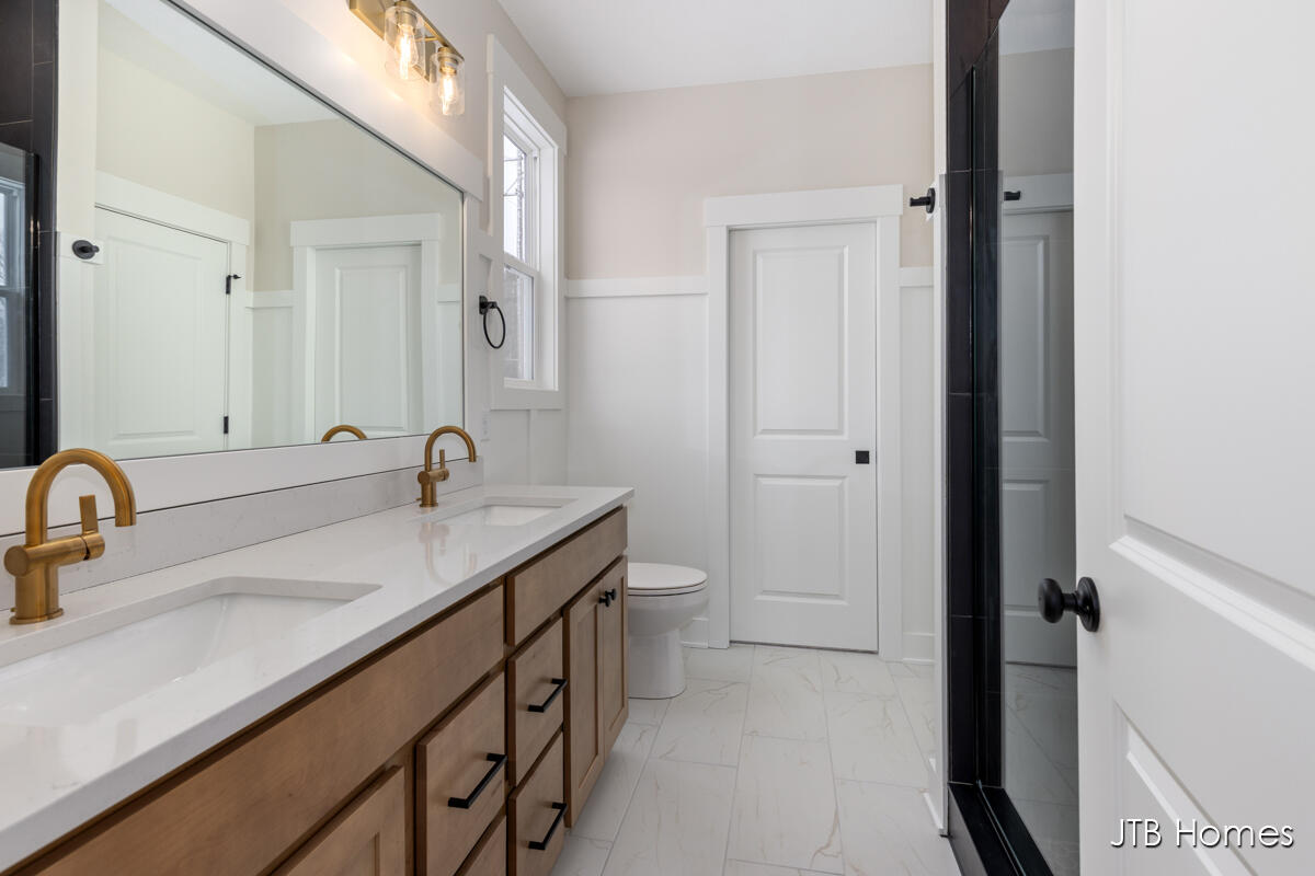 1080 N Washington Street, Lowell, MI, 49331