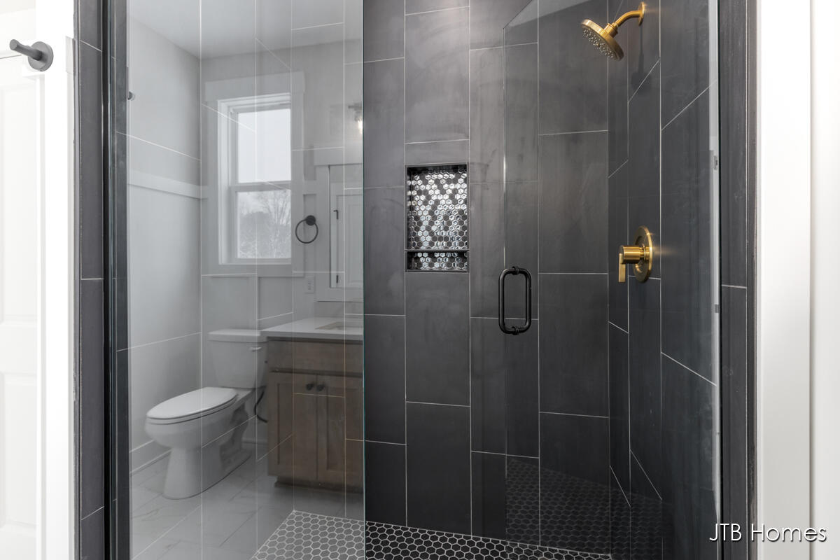 1080 N Washington Street, Lowell, MI, 49331