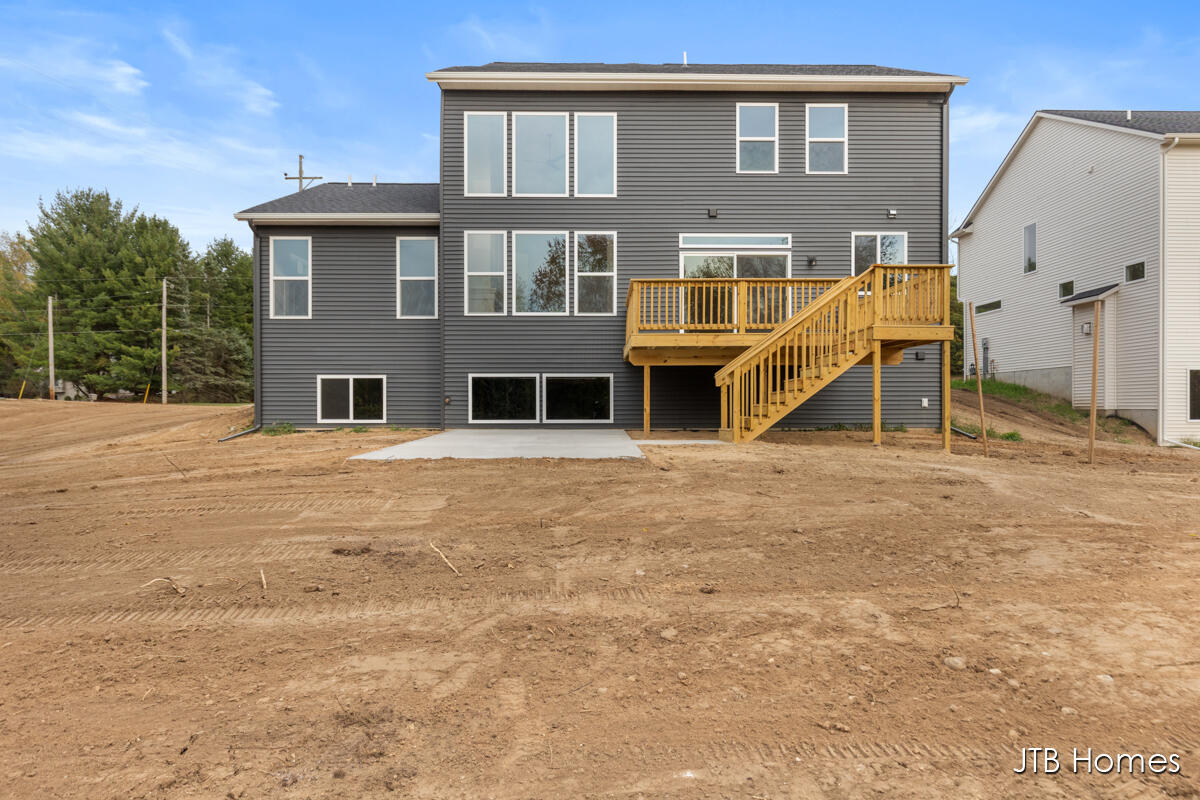 1080 N Washington Street, Lowell, MI, 49331