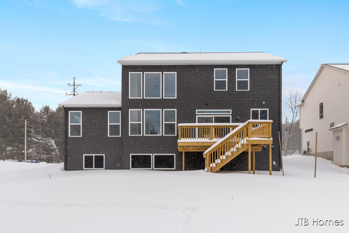 1080 N Washington Street, Lowell, MI, 49331