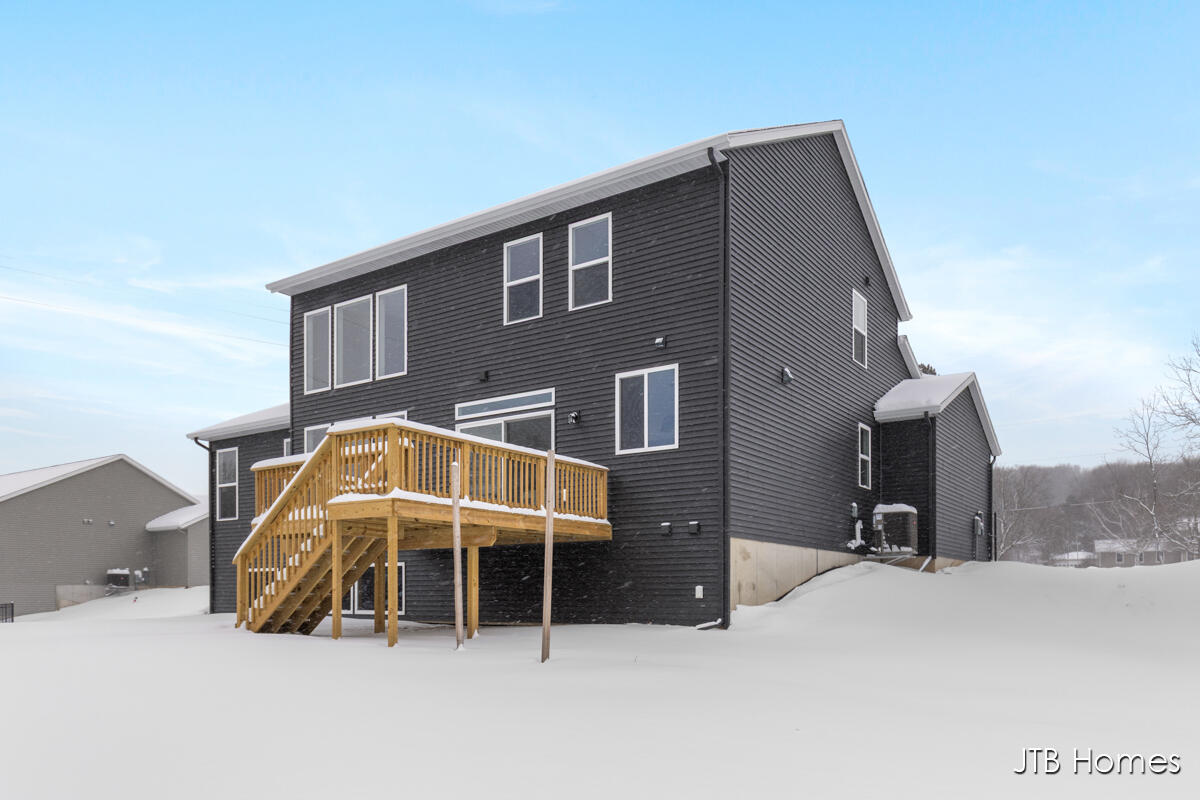 1080 N Washington Street, Lowell, MI, 49331