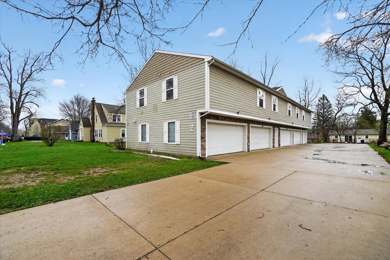 9702 Dundee Street, Detroit, MI, 48204