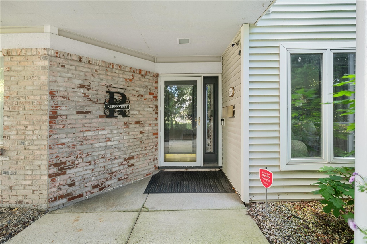 Homes for sale in Saint Joseph, MI | 1802 Lakeshore Dr #6, Saint Joseph, MI 49085 | MLS# 70490599