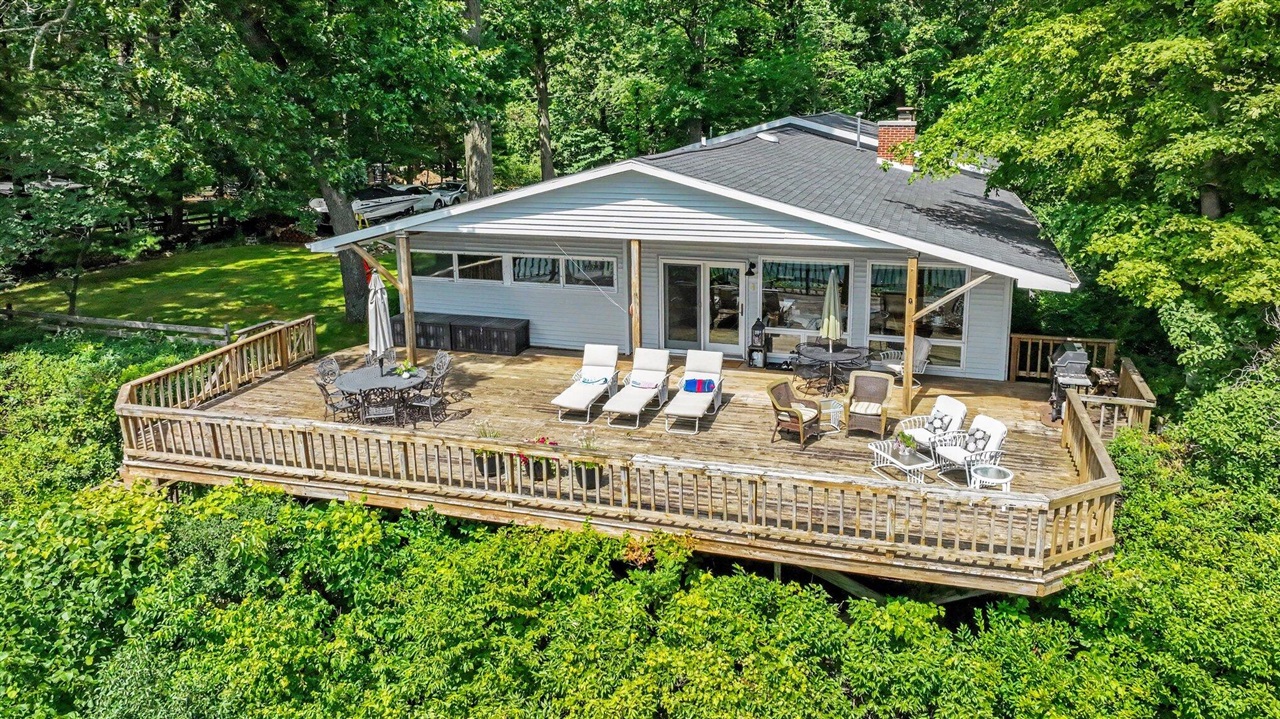 Photo 3 of Single family home for sale at 59688 Summit St, Three Rivers, MI 49093 | MLS# 70491120 | Listing updated on 2026-09-30
