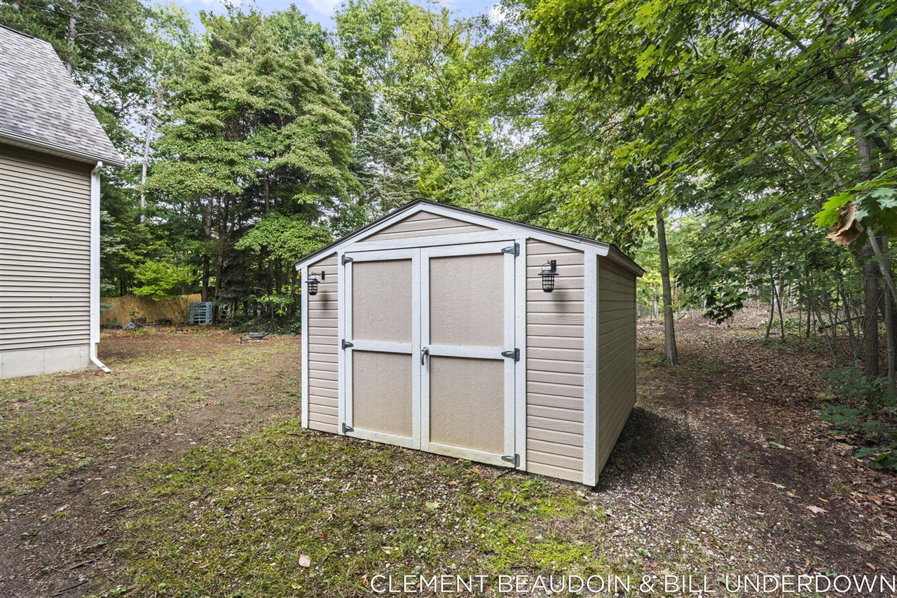 2339 Forest Trail Circle, Fennville, MI, 49408-9767