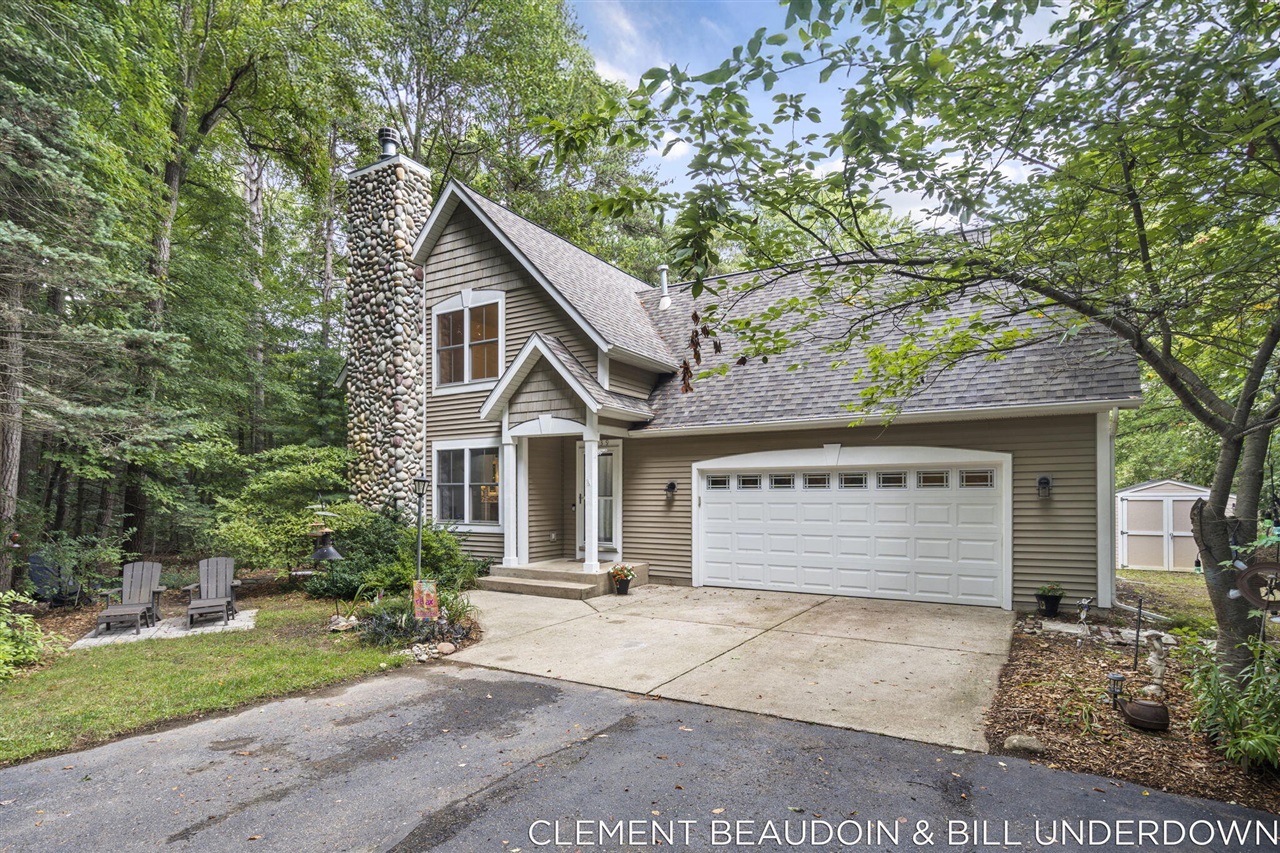 2339 Forest Trail Circle, Fennville, MI, 49408-9767