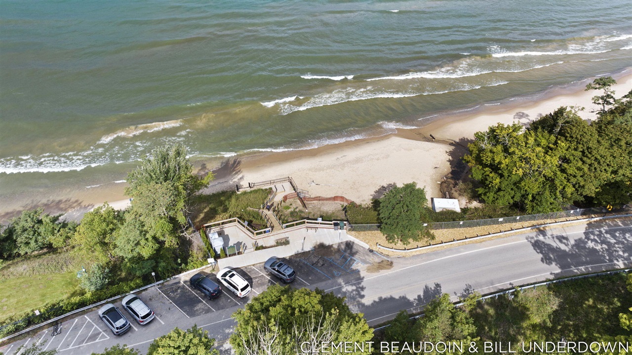 2339 Forest Trail Circle, Fennville, MI, 49408-9767