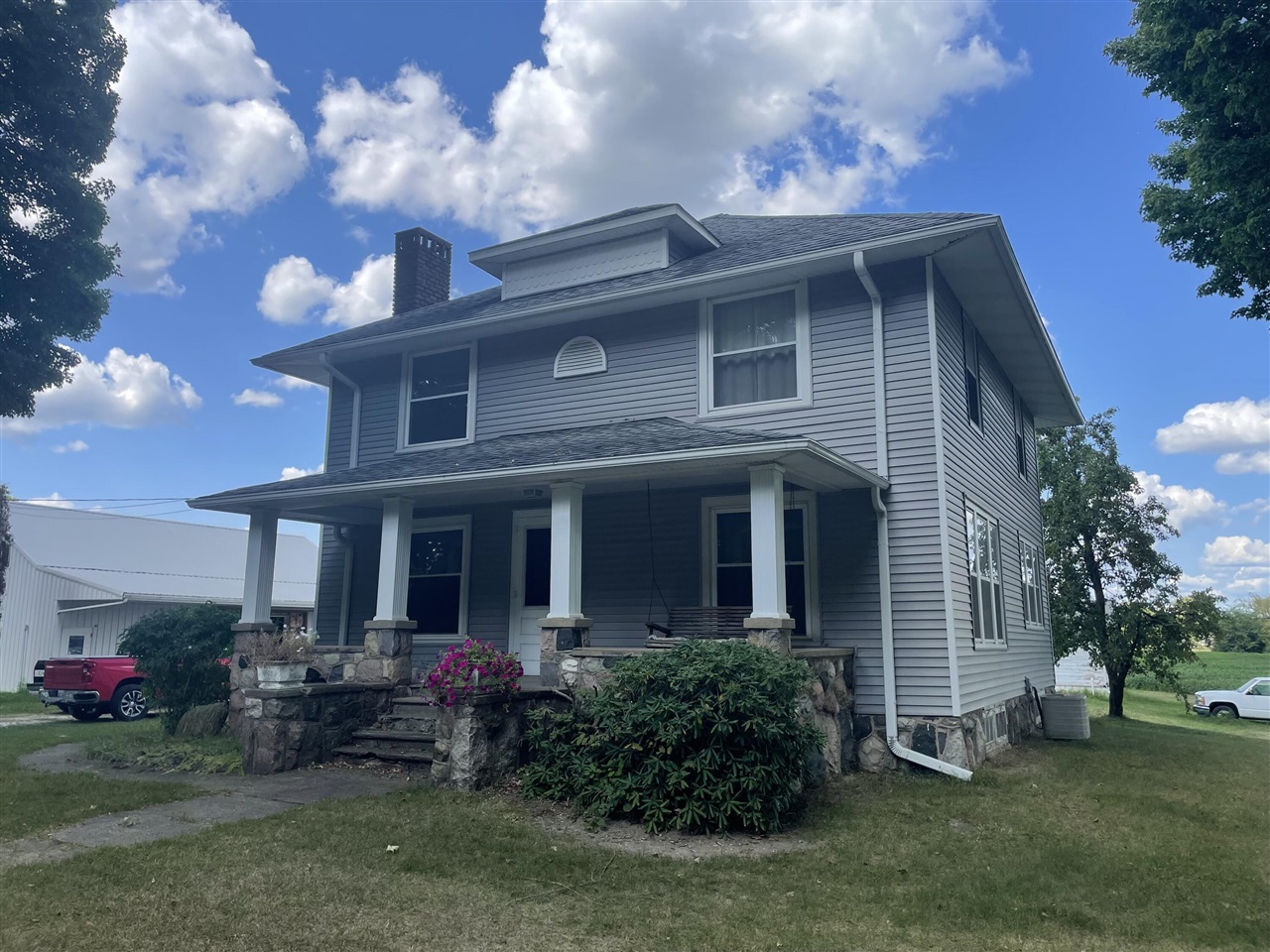 2nd image of 832 W Front St, Burr Oak, MI 49030 | MLS# 70491900