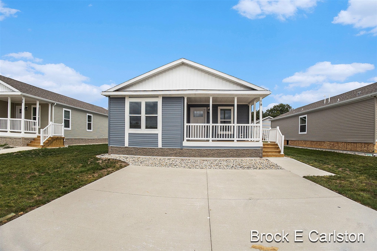 1283 E Ellis Road UNIT&nbsp;19, Norton Shores, MI, 49441