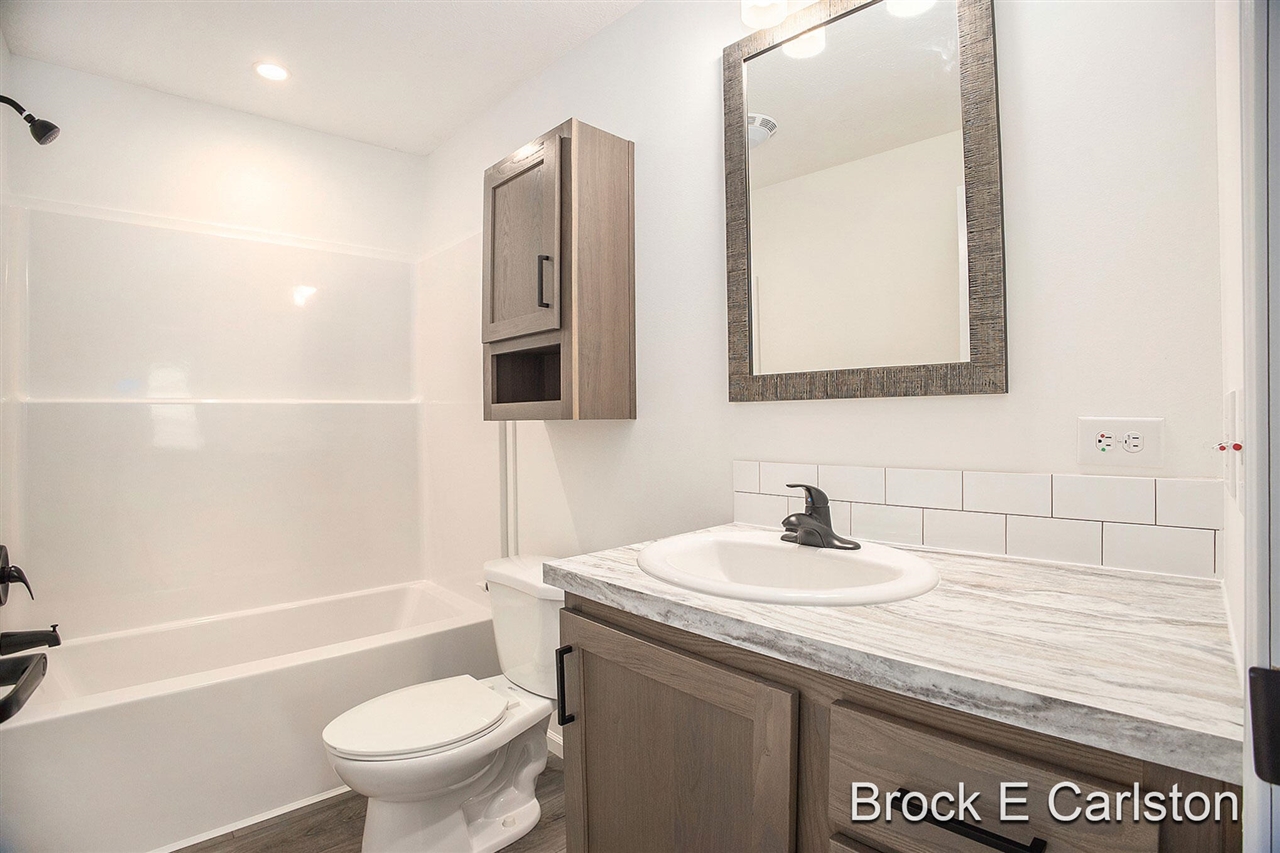 1283 E Ellis Road UNIT&nbsp;19, Norton Shores, MI, 49441