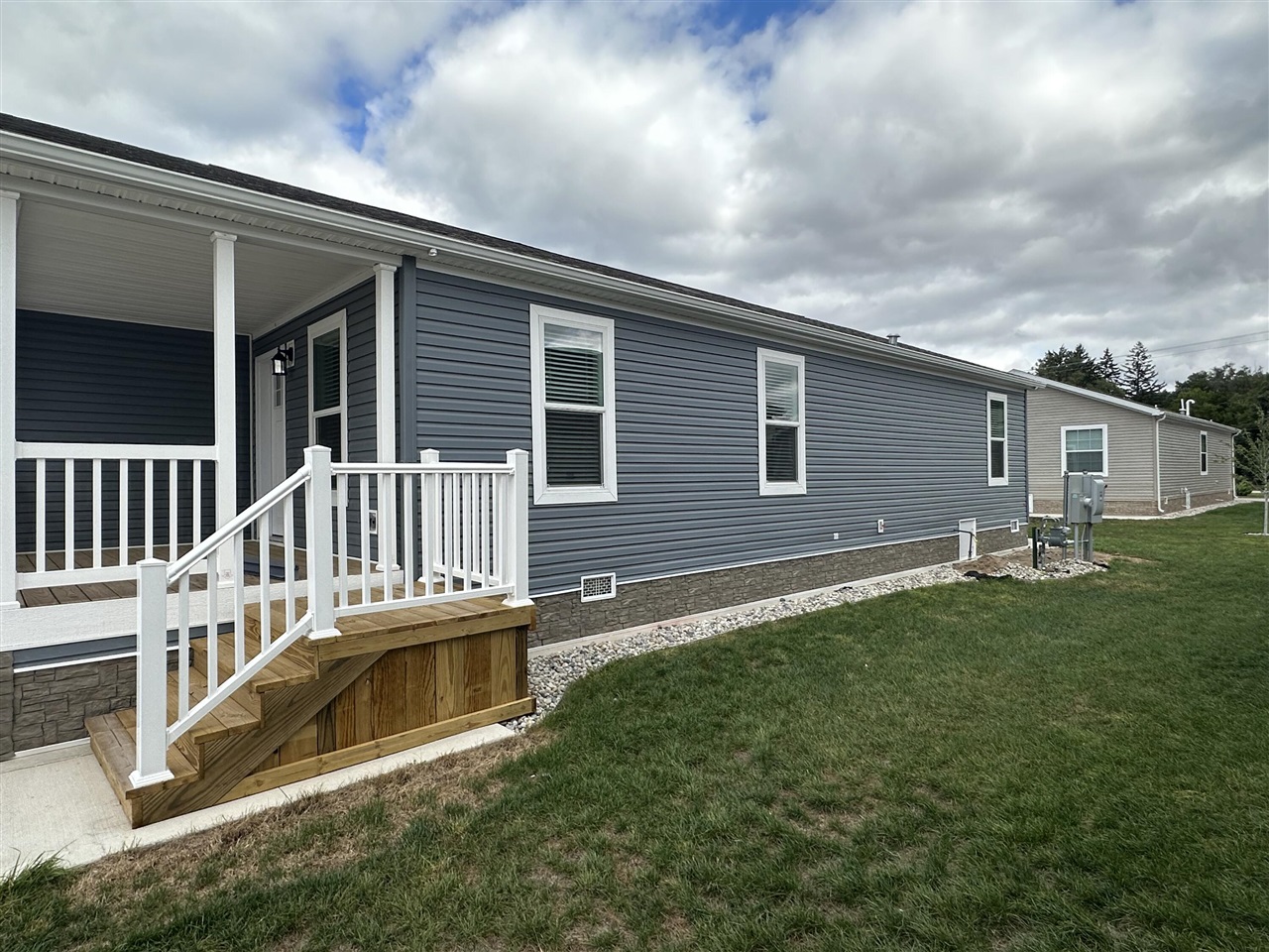 1283 E Ellis Road UNIT&nbsp;19, Norton Shores, MI, 49441