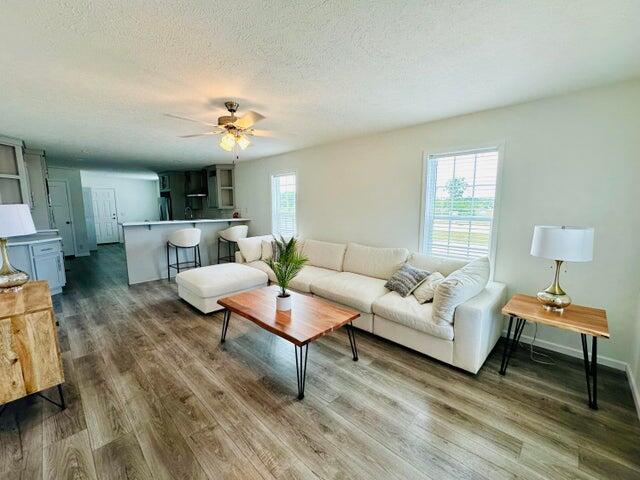 1283 E Ellis Road UNIT&nbsp;19, Norton Shores, MI, 49441