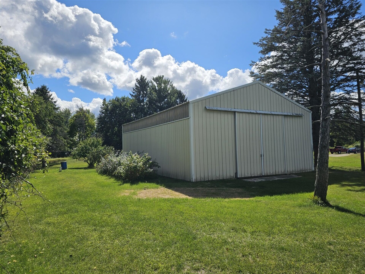 4872 Lester Avenue, Fremont, MI, 49412