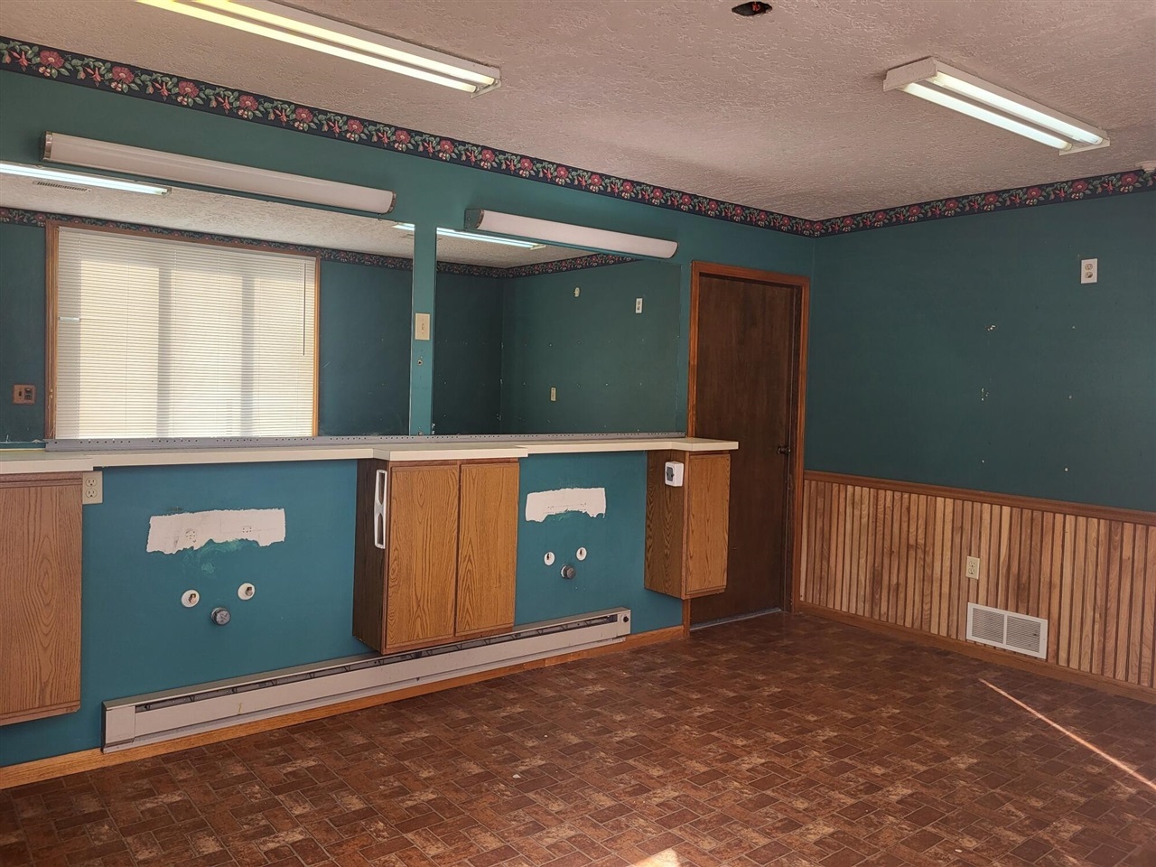 2865 Whitehall Road, Muskegon, MI, 49445-1053