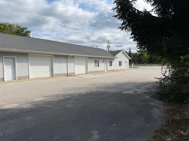 2865 Whitehall Road, Muskegon, MI, 49445-1053