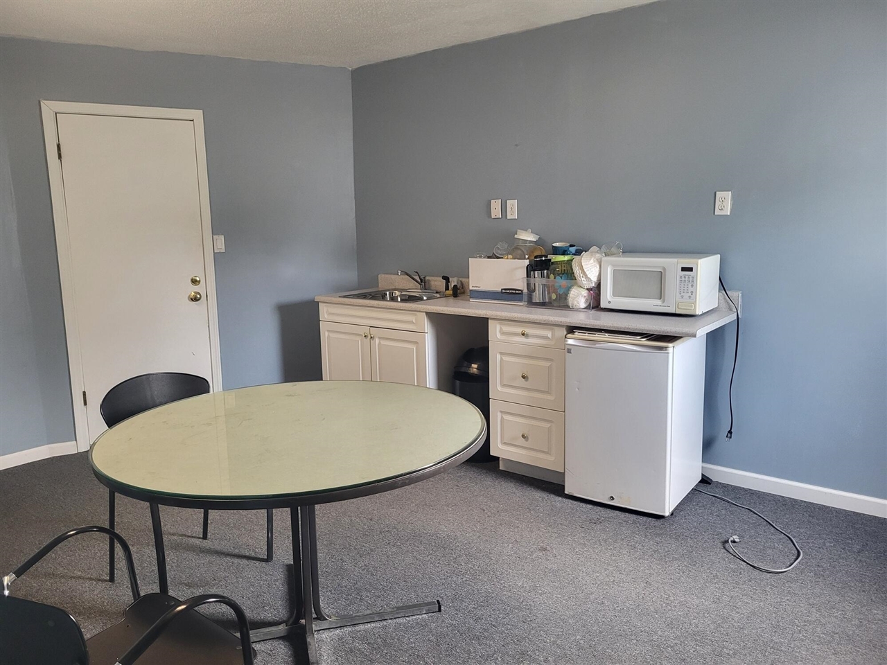 2865 Whitehall Road, Muskegon, MI, 49445-1053