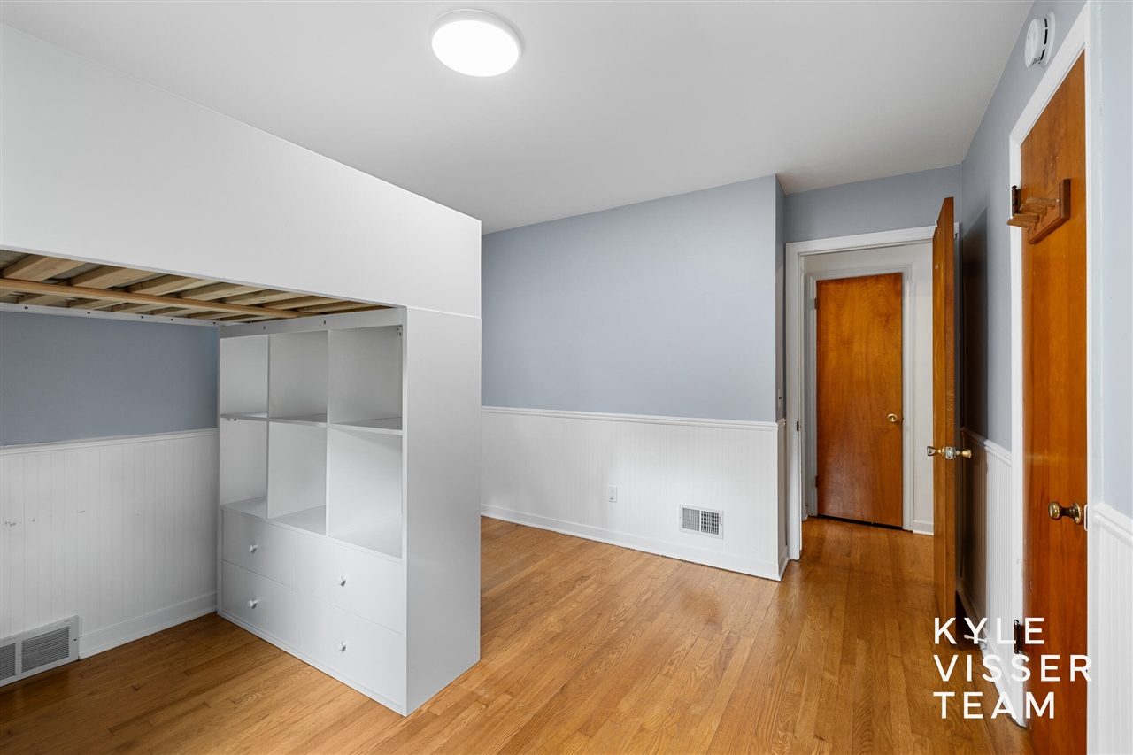 2757 Cascade Springs Drive, Grand Rapids, MI, 49546-7419