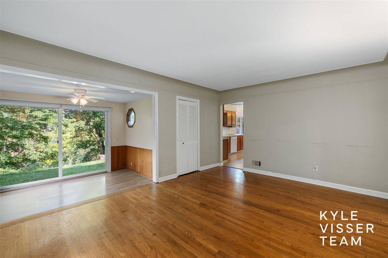 2757 Cascade Springs Drive, Grand Rapids, MI, 49546-7419