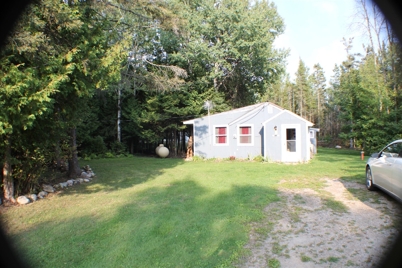 2nd image of 31165 S Maxton Rd, Drummond Island, MI 49726 | MLS# 70493352