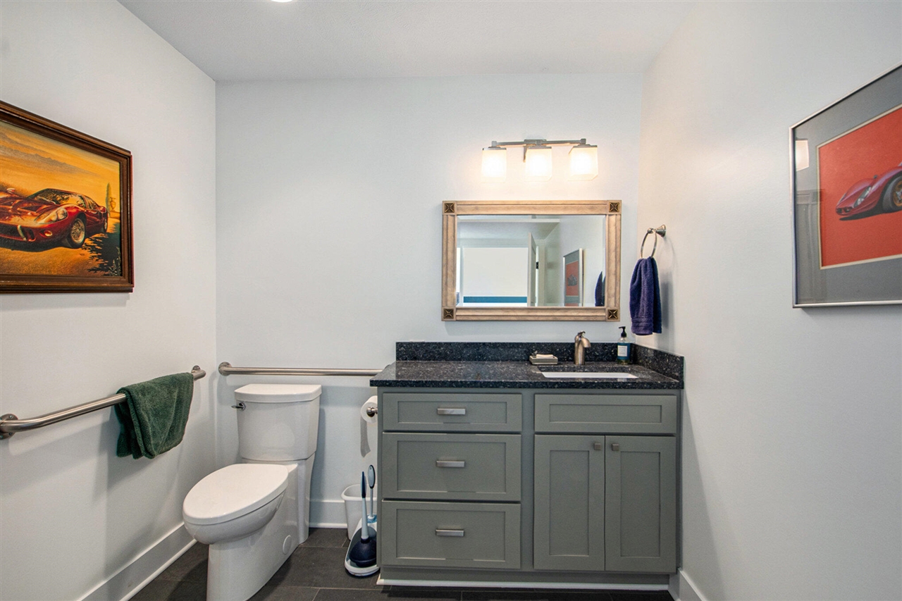 71057 Cr 388, South Haven, MI, 49090