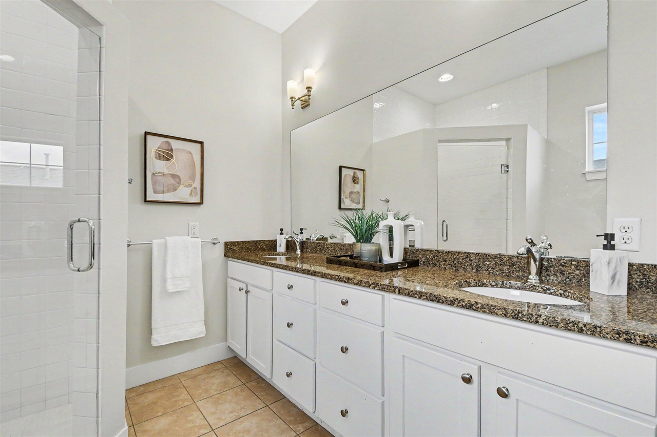 735 Bagley Avenue UNIT&nbsp;8, East Grand Rapids, MI, 49506