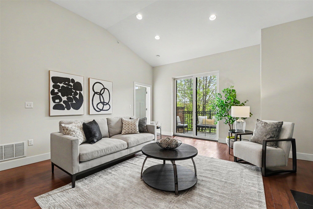 735 Bagley Avenue UNIT&nbsp;8, East Grand Rapids, MI, 49506