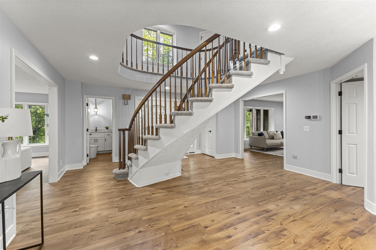 Photo 4 of Single family home for sale at 27155 Drake Rd, Farmington Hills, MI 48331 | MLS# 70494933 | Listing updated on 2026-09-24