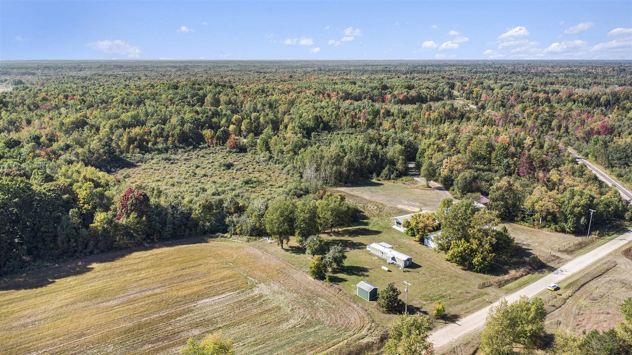 3728 Lake Street, Bridgman, MI, 49106-9735