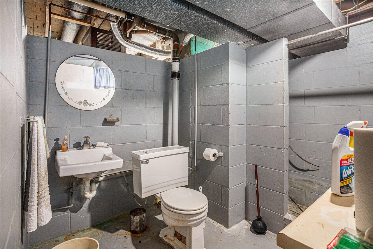 410 Franklin Street, Bronson, MI, 49028-1013