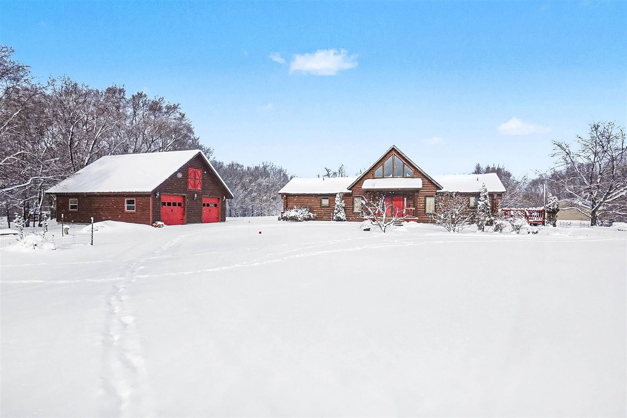 5957 S Landing Lane, Fremont, MI, 49412-8274