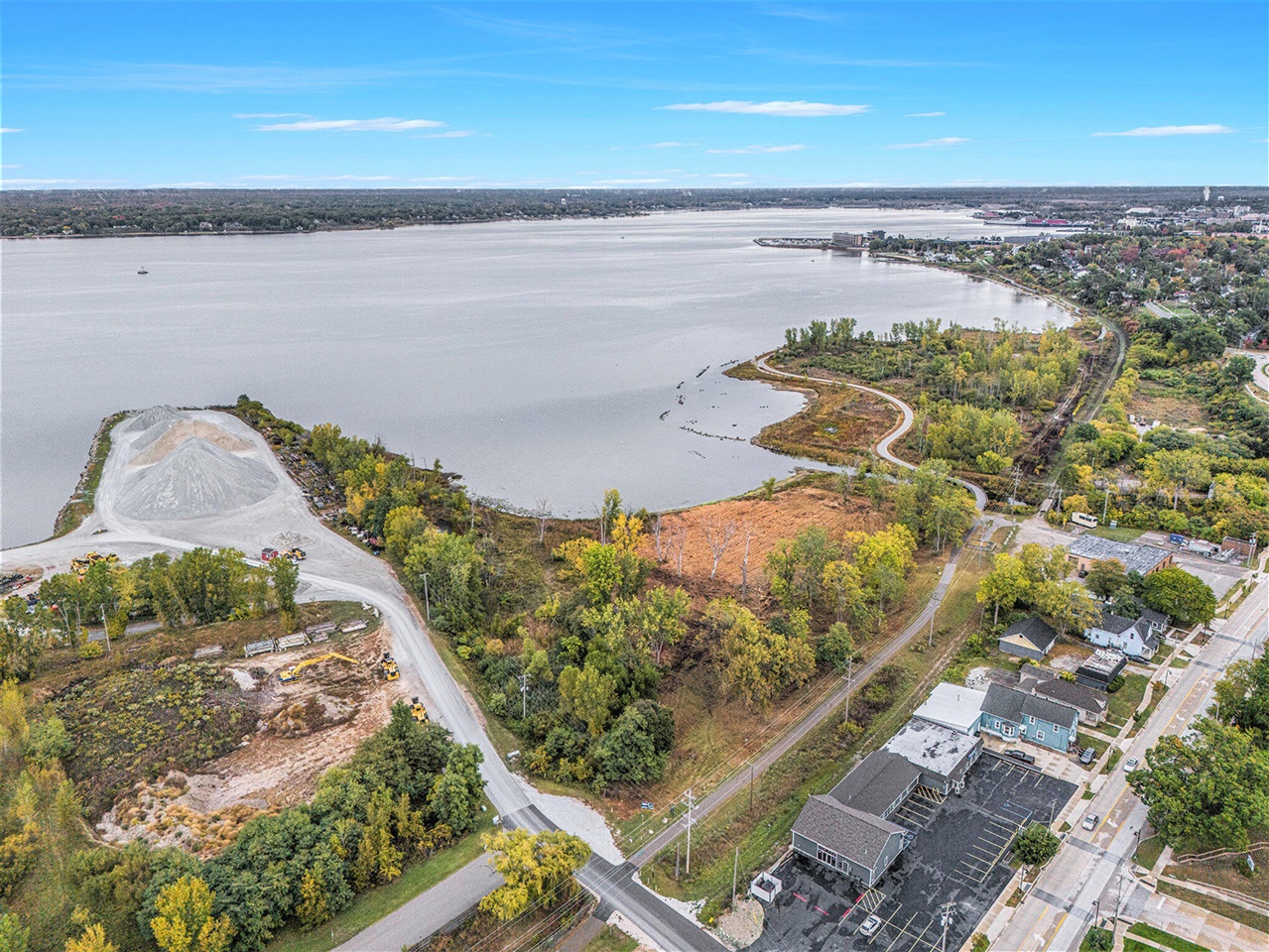 1794 Lakeshore Drive photo 1