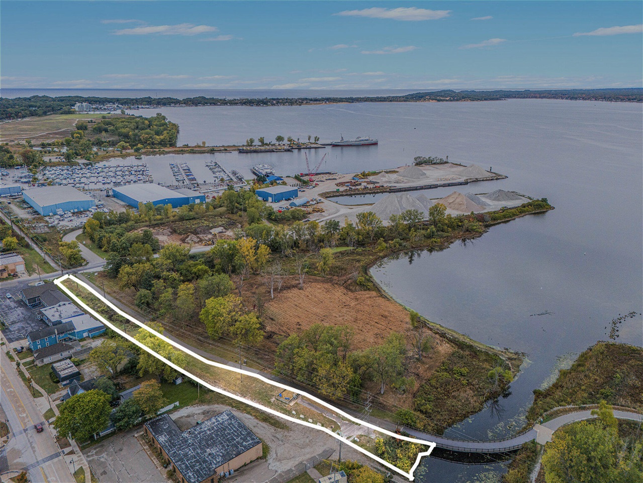 1794 Lakeshore Drive photo 15
