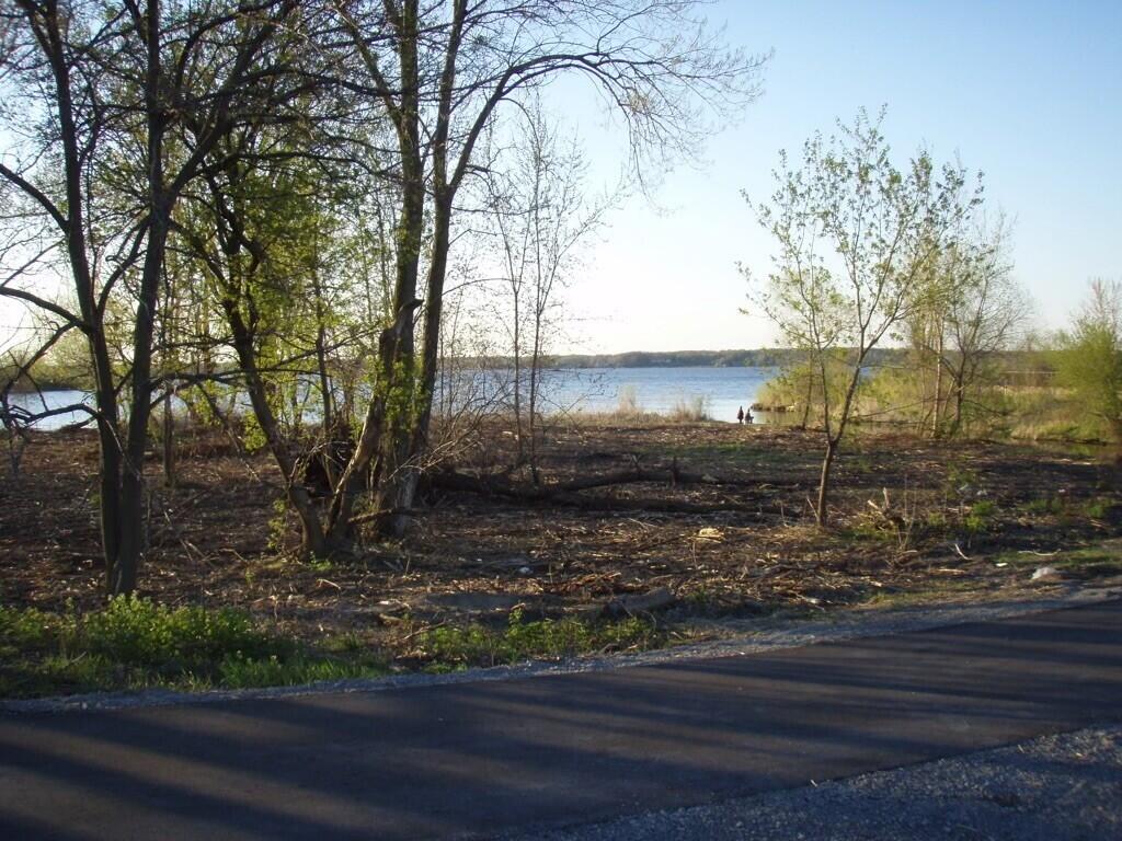 1794 Lakeshore Drive photo 21