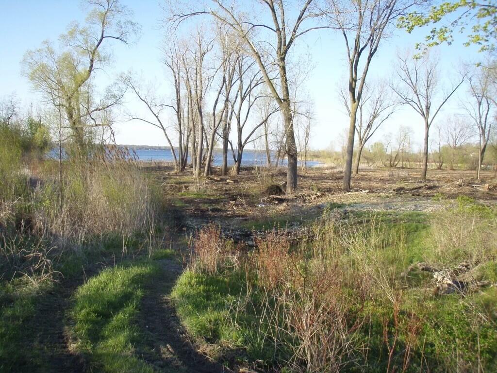1794 Lakeshore Drive photo 31