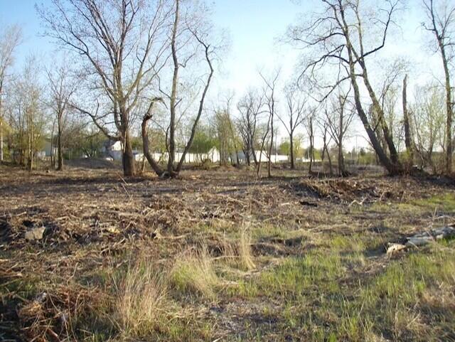 1794 Lakeshore Drive photo 32