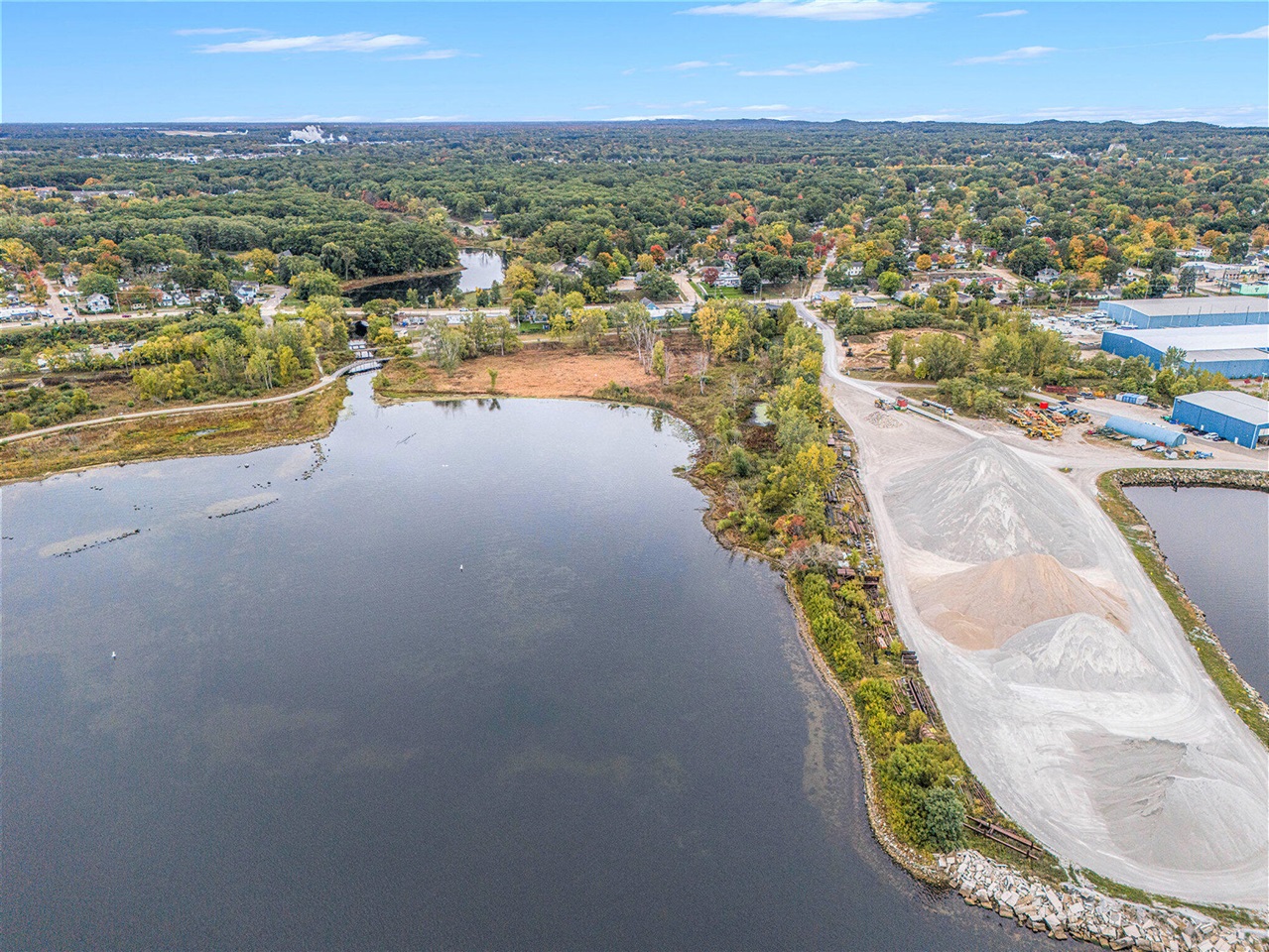 1794 Lakeshore Drive photo 6