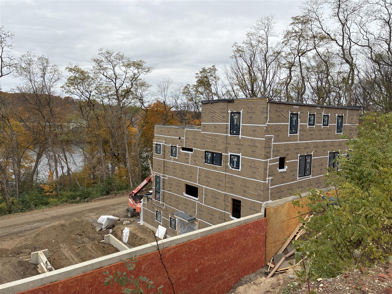 1132 Longshore Drive UNIT&nbsp;UNIT&nbsp;#2, Ann Arbor, MI, 48105