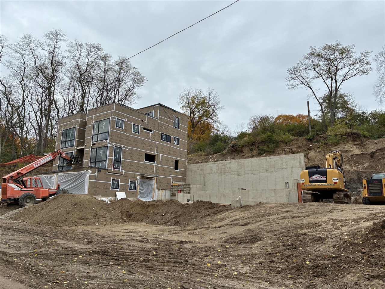 1132 Longshore Drive UNIT&nbsp;UNIT&nbsp;#2, Ann Arbor, MI, 48105