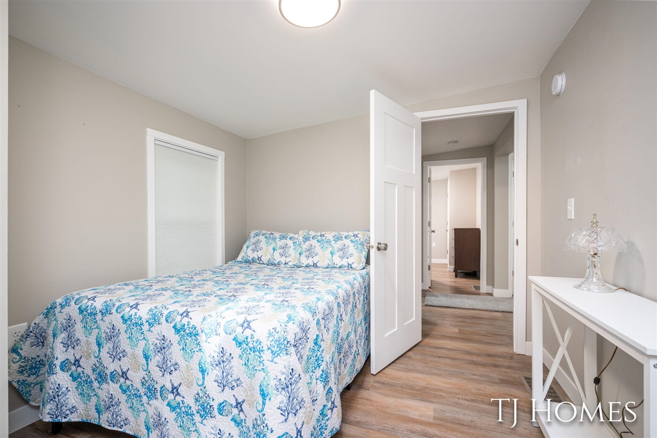 6048 Stewart Woods Drive, Delton, MI, 49046-7799