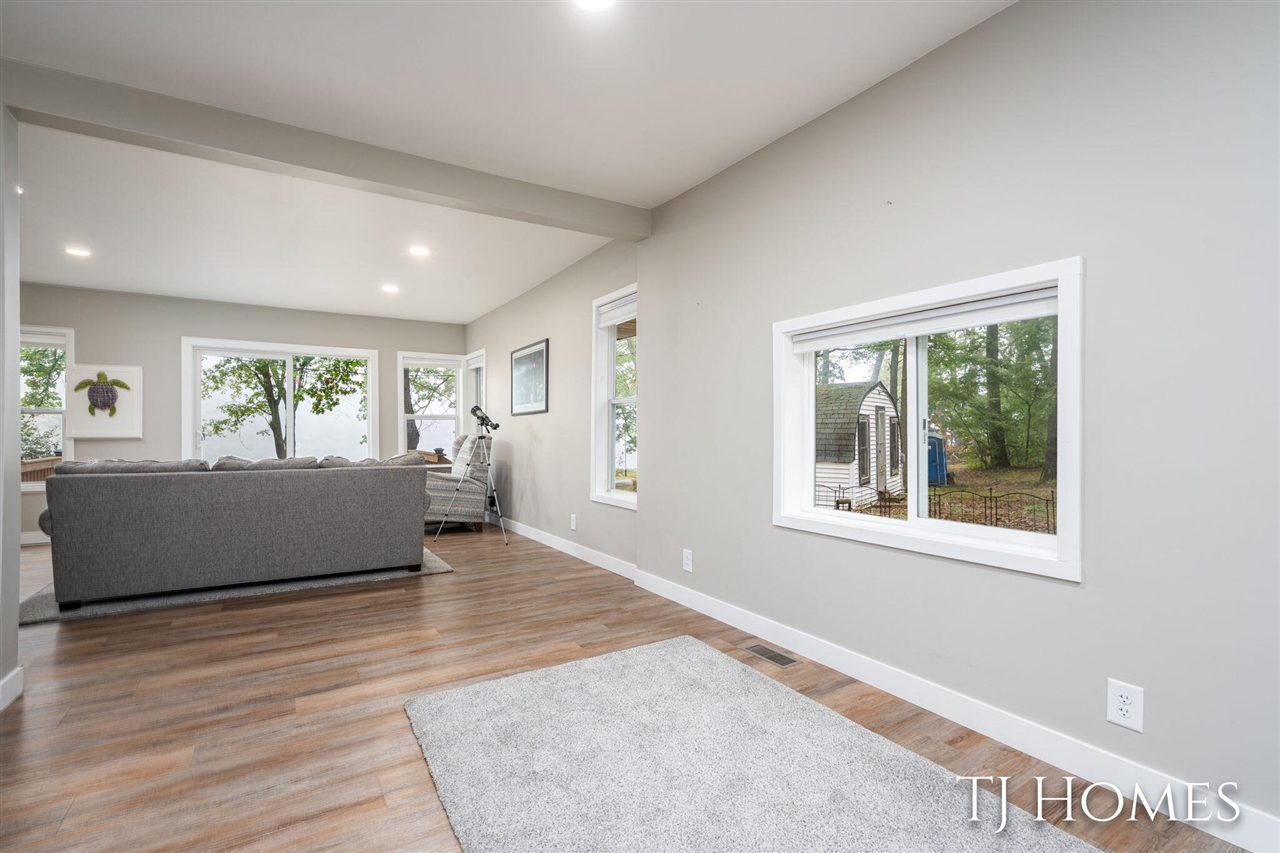 6048 Stewart Woods Drive, Delton, MI, 49046-7799