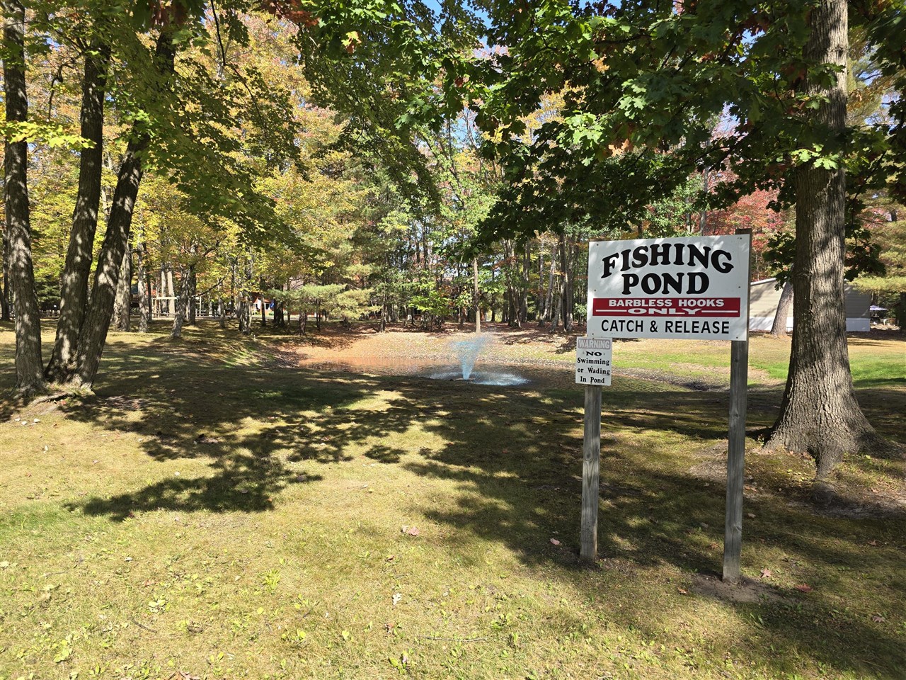 174 Sandy Oak Boulevard, Houghton Lake, MI, 48629