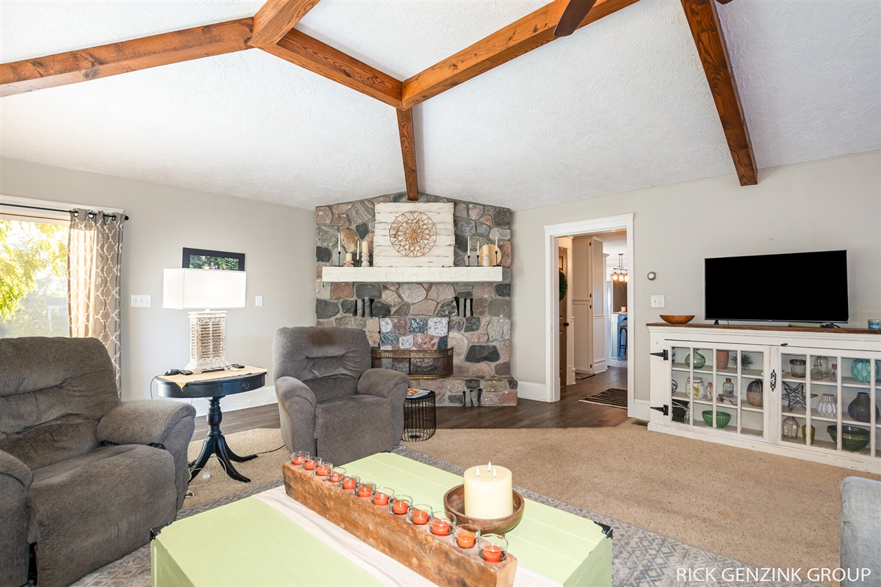 4421 135th Avenue, Hamilton, MI, 49419-9517