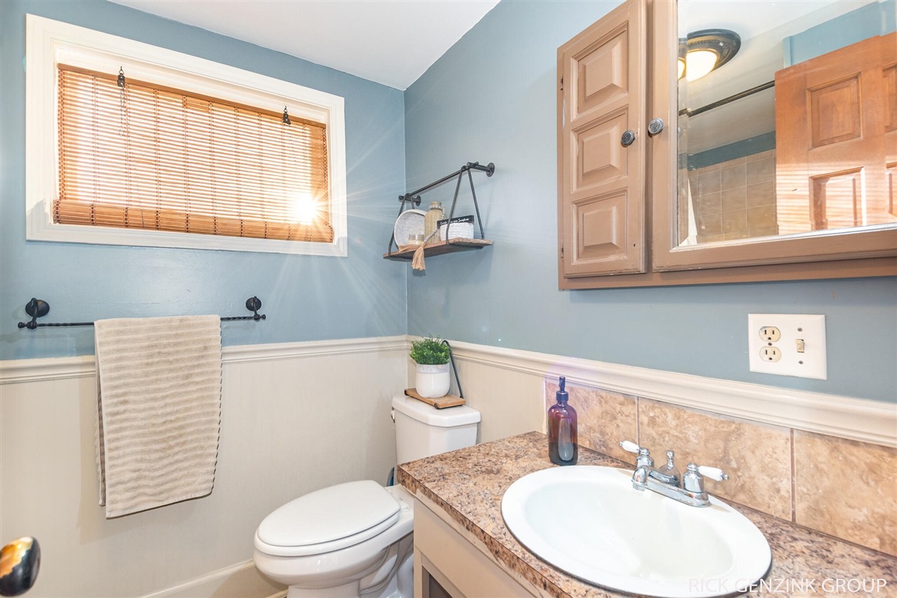 4421 135th Avenue, Hamilton, MI, 49419-9517