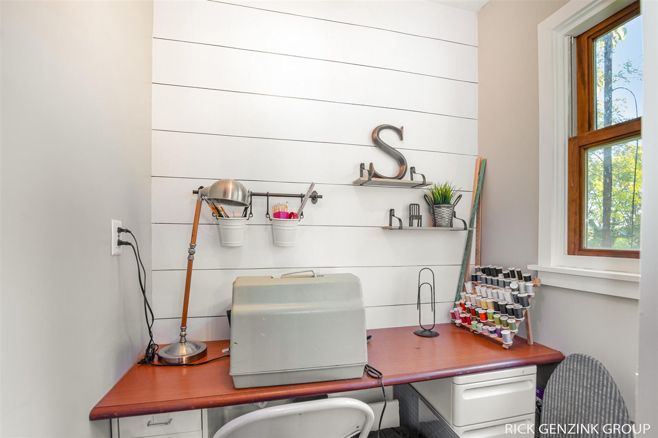 4421 135th Avenue, Hamilton, MI, 49419-9517