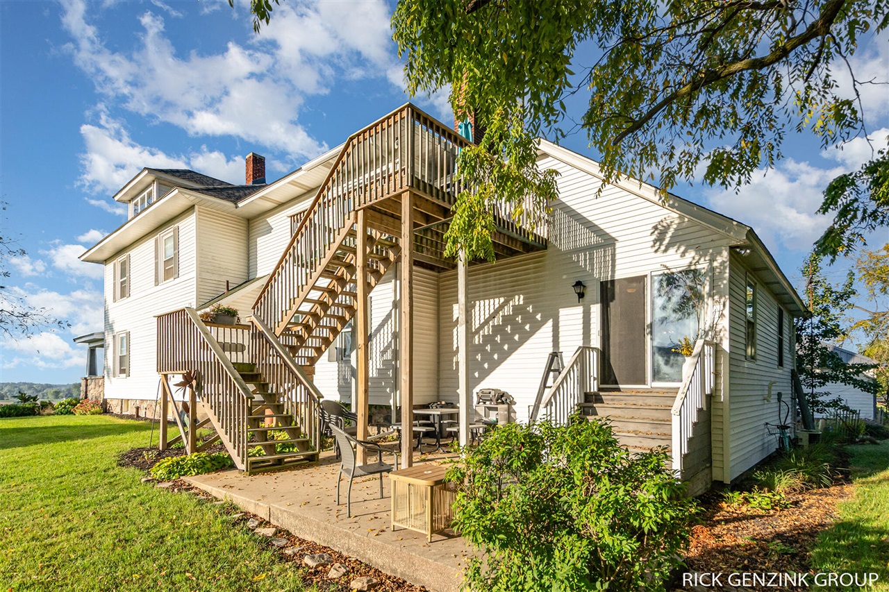 4421 135th Avenue, Hamilton, MI, 49419-9517